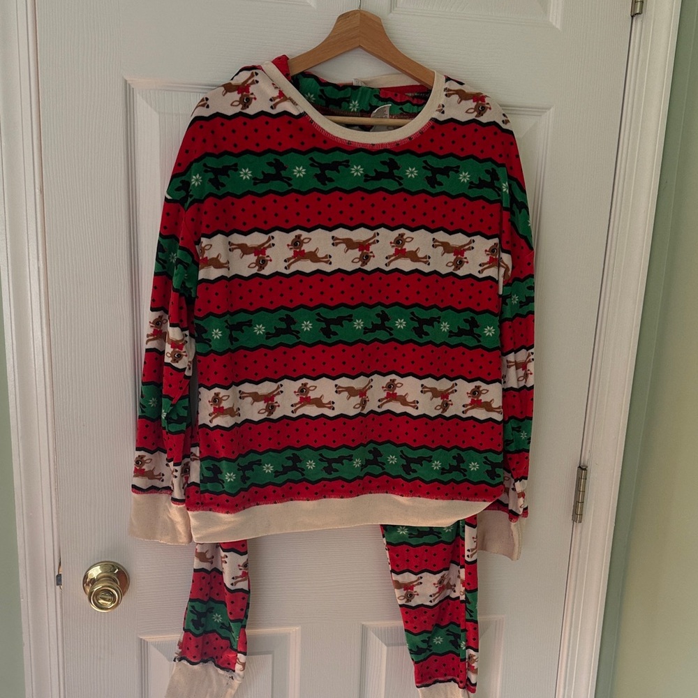 Festive Reindeer Pajama Set